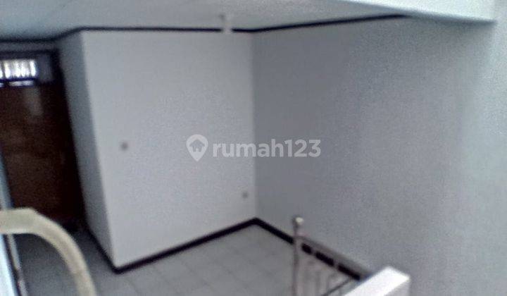 Rumah 2 Lantai Bagus Lokasi Dalam Kompleks 2