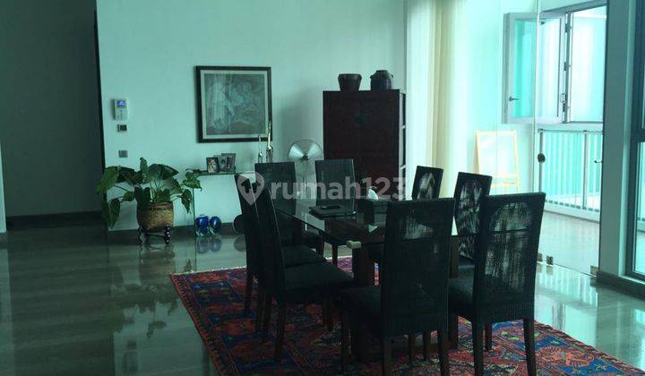 Disewakan Kemang Village Apartemen Tower Bloomington Penthouse Private Lift  4