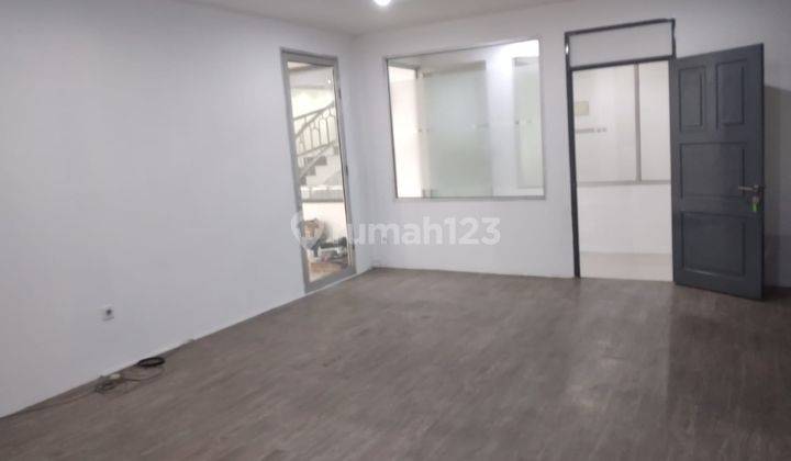 Sewa Ruko 2 Lantai di Daerah Cideng, Jakarta Pusat, N C 2