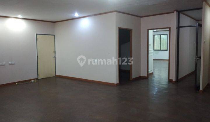 Sewa Ruko 2 Lantai di Daerah Cideng, Jakarta Pusat, N C 4