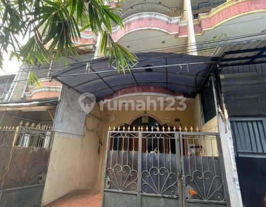 RUMAH DI JELAMBAR JAKBAR RUMAH DI JELAMBAR JAKBAR
