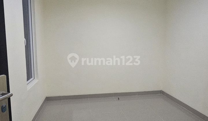 DIJUAL RUMAH HOOK SUDAH RENOVASI DI SEKTOR GADING SERPONG 2