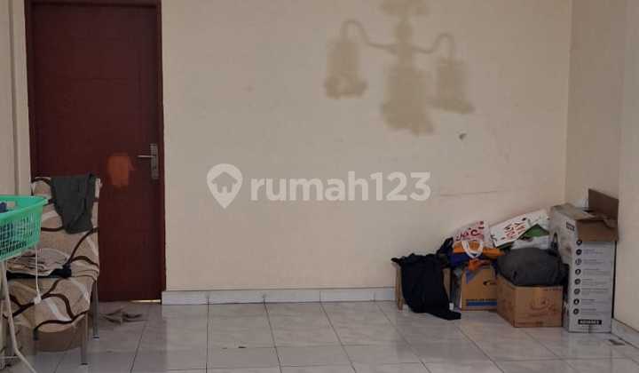 DIJUAL RUMAH 3 1/2 LANTAI DI JELAMBAR 2