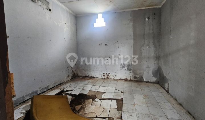 DIJUAL RUMAH TUA DI KARANG TENGAH 2