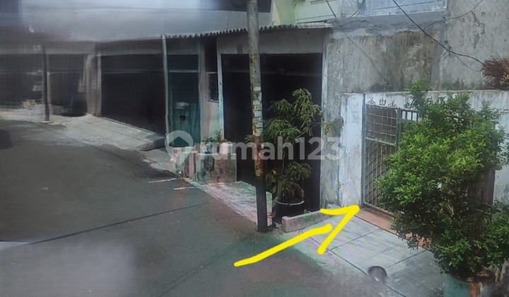 DIJUAL RUMAH TUA SETENGAH TUSUK SATE DI KAV POLRI 2