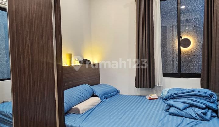 DIJUAL RUMAH FULL FURNISHED DI KEPA DURI