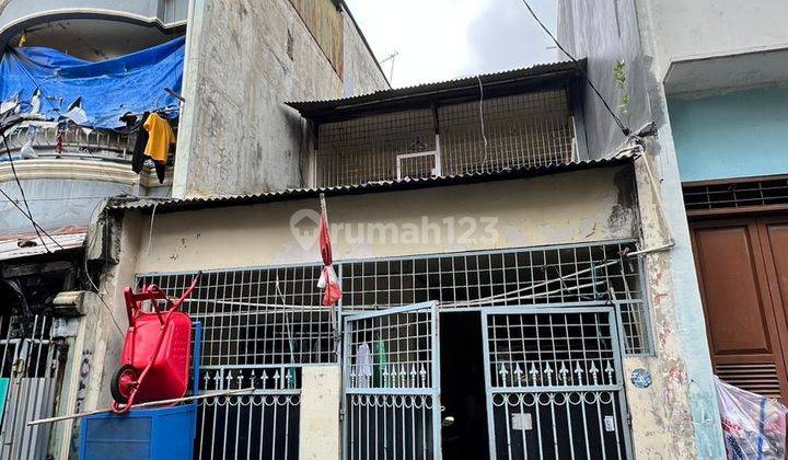 DIJUAL RUMAH DI JELAMBAR JAKARTA BARAT 1