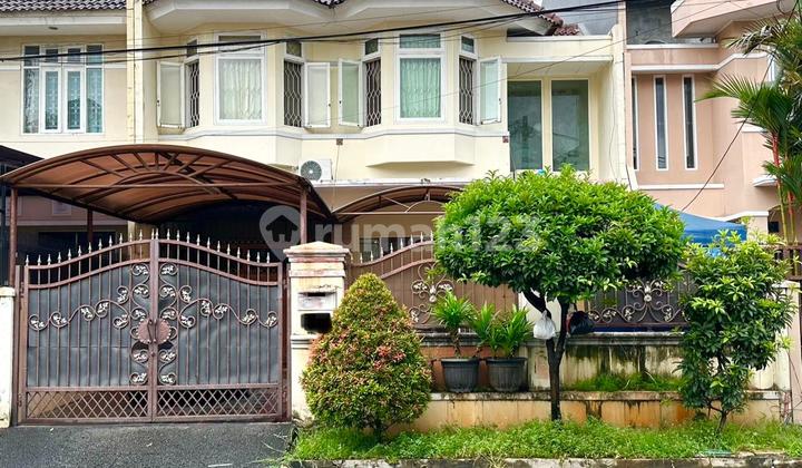 FOR SALE 2-STORY HOUSE IN TAMAN VILLA MERUYA