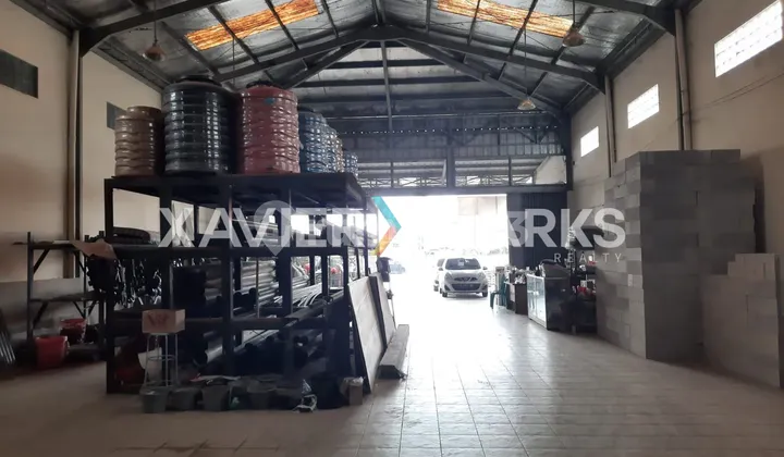 Dijual Rumah dan Toko di Bekasi