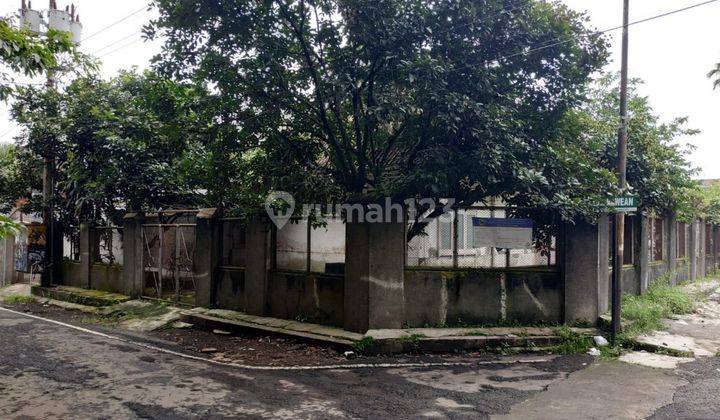 Dijual Rumah Tengah Kota Di Jalan Pulau pulau, Klojen Malang 1