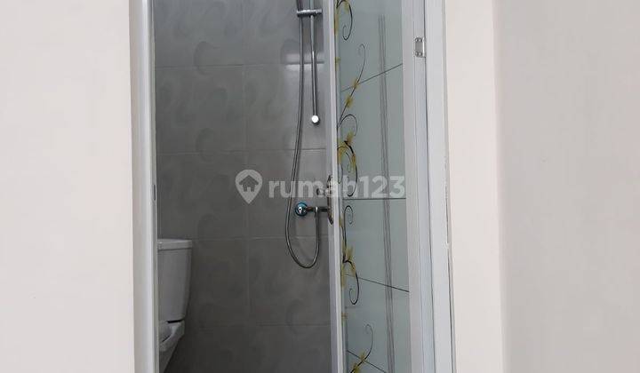 Dijual Rumah Minimalis Baru Gress di Jalan Sungai, Purwantoro Blimbing Malang 9