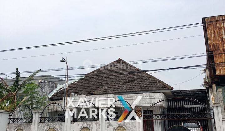 Dijual Rumah + Gudang Lokasi Strategis di Main Road Karangploso, Malang 1