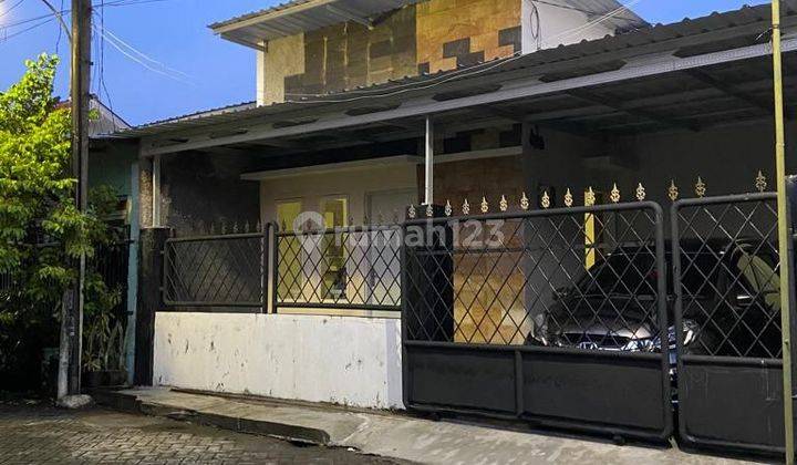 Rumah Minimalis Strategis di Perumahan Bluru Permai, Sidoarjo 1