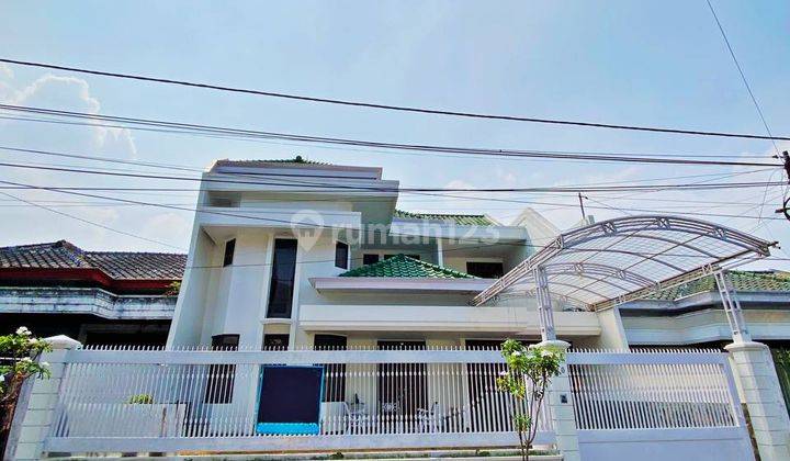 Murah, Rumah Mewah Classic Full Furnish di Dieng, Sukun Malang 1