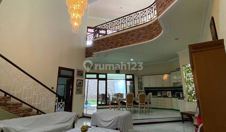 Murah, Rumah Mewah Classic Full Furnish di Dieng, Sukun Malang 2