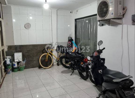 Rumah Kost Aktif di Jalan Kedung Tarukan Baru, Mojo, Gubeng, Surabaya  2