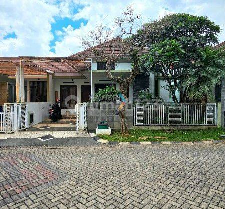 Rumah Minimalis Modern di Perum Permata Jingga, Lowokwaru Malang 1