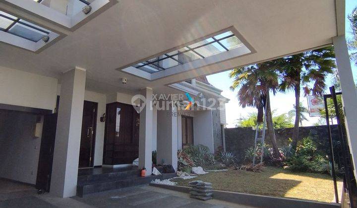 Rumah Mewah 2 Lantai di Raya Boulevard Kota Mandiri, Araya Malang 2