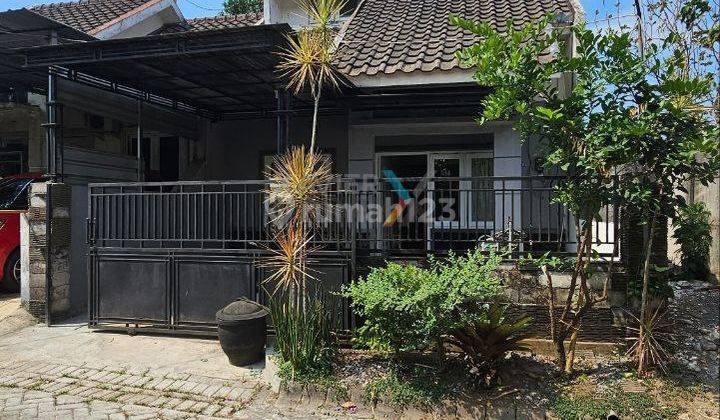 Rumah di Perumahan Taman Bayangkara Indah, Mondoroko Singosari Malang  1