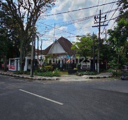 Rumah Klasik Kolonial, Bangunan Belanda di Jalan Gunung - gunung, Klojen Malang 1