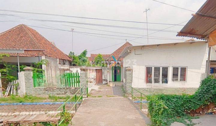 Rumah Strategis di Poros Jl. Raya Hasyim Ashari, Jombang Kota 1