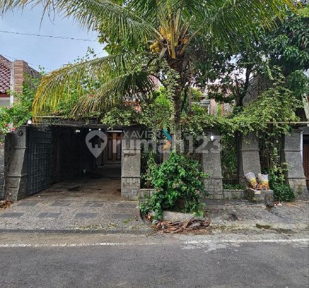 Ready-to-Occupy House on Candi Street - Suhat, Lowokwaru, Malang Ready-to-Occupy House on Candi Street - Suhat, Lowokwaru, Malang