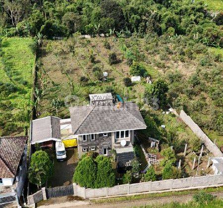 Rumah Villa Dengan Lahan, Tanah Luas di Selecta, Bumiaji, Batu Malang 2
