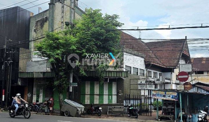 Rumah Usaha Hook di Poros Jalan Gatot Subroto, Jodipan Area Pasar Besar Malang