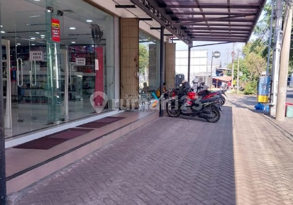 Shop, Commercial Building, Business Space on Hos. Cokroaminoto Street, Tompokersan Lumajang City Shop, Commercial Building, Business Space on Hos. Cokroaminoto Street, Tompokersan Lumajang City