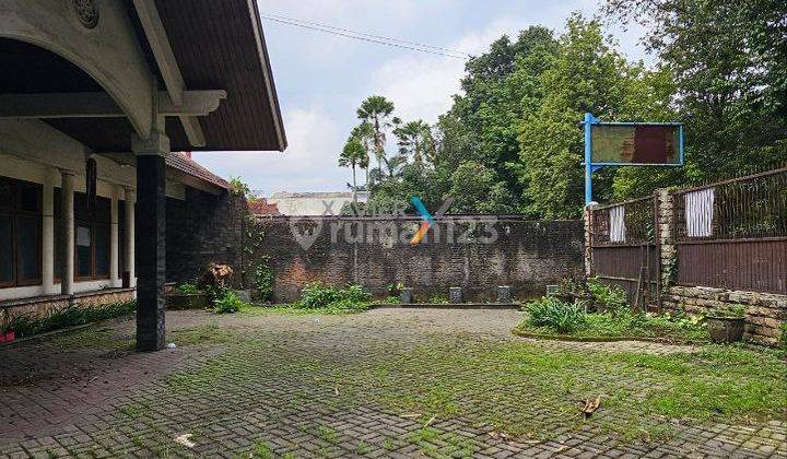 Rumah di Poros Jalan Panglima Sudirman, Rampal Klojen, Malang  2