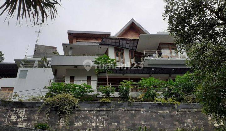 Rumah Villa Super Mewah di Area Raya Tidar, Dau Malang  1