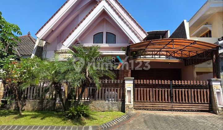 Semi-furnished house in Istana Dieng, Sukun Malang