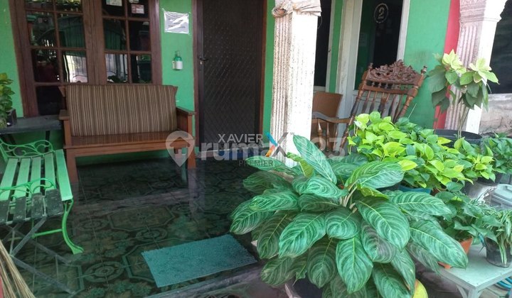 House on Jalan Timur Makam, Burengan Kediri