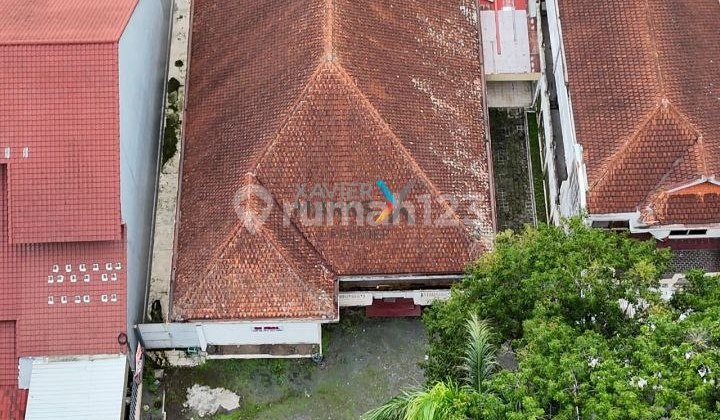 Rumah Klasik Kolonial di Daerah Jalan Gunung Gunung, Klojen Malang Rumah Klasik Kolonial di Daerah Jalan Gunung Gunung, Klojen Malang