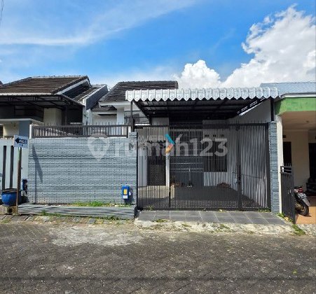 Ready-to-Occupy House in Mulyorejo Residence Housing, Sukun Malang