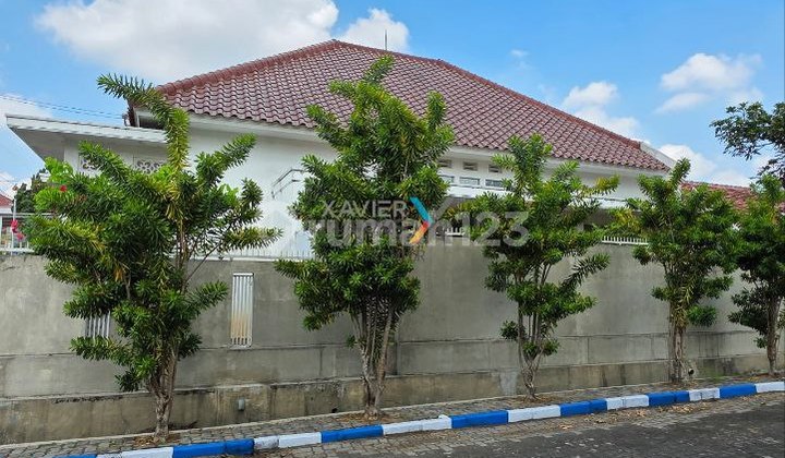 Rumah Hook di Pondok Blimbing Indah, Pbi Araya Malang 2