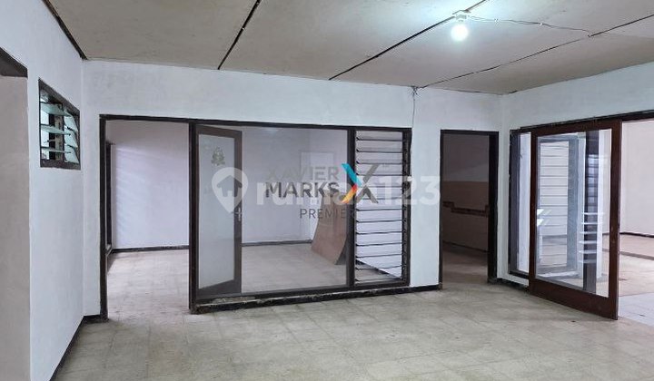 Commercial House, House on Ciliwung Road Axis, Blimbing Malang Commercial House, House on Ciliwung Road Axis, Blimbing Malang