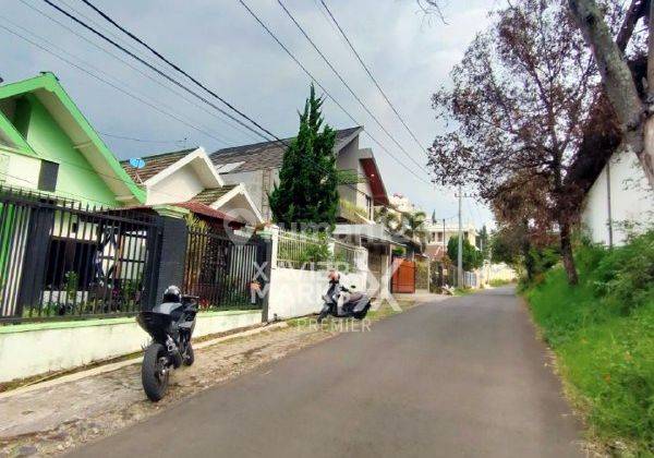 Rumah Villa Full Furnish di Jalan Abdul Gani, Batu, Malang  2