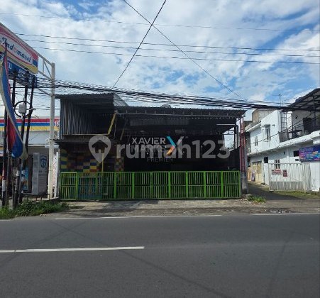 Business Space, Commercial House on Bugis Street, Wendit Pakis Main Road, Malang