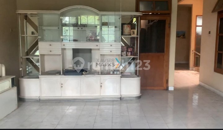 Business House, Strategic Shop House at Zero Kilometer of Glodog Main Road, Karangrejo, Magetan 2