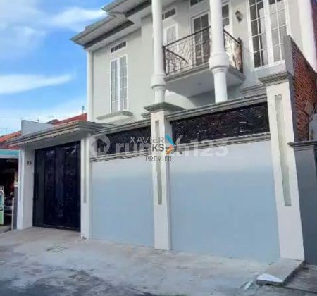 Ready-to-Occupy Modern House in Mawar Street Area, Mayangan Probolinggo 1