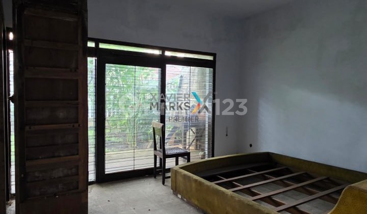 Classic House on Gunung - Gunung Street, Klojen Malang 2