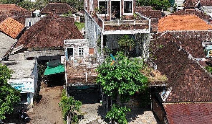 Rumah Usaha, Bangunan di Poros Jalan Pasuruan Malang, Raya Wonorejo, Pasuruan