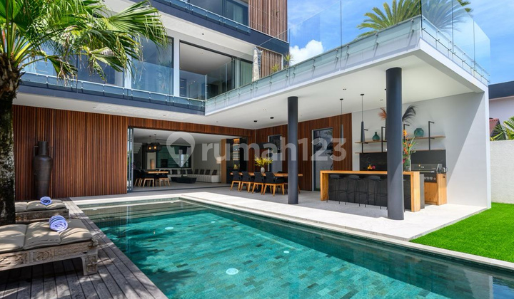 PANORAMIC VIEW OF JIMBARAN BAY VILLA