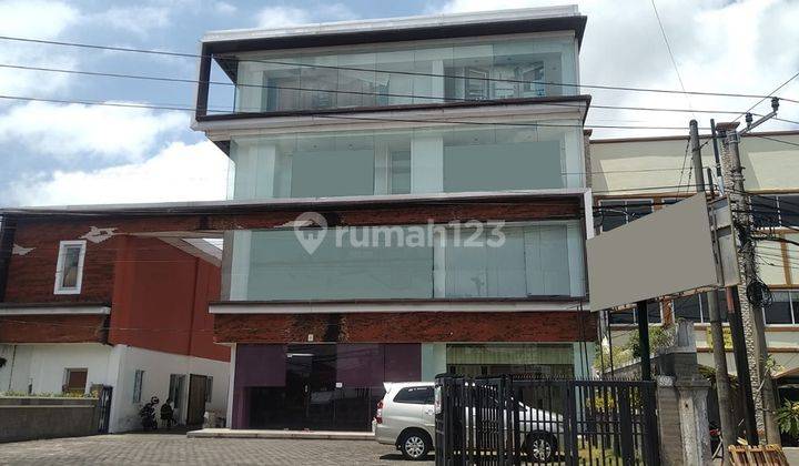 For Sale Showroom Baru di Pemogan 2
