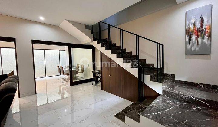 Rumah Full Furnish Mewah Minimalist Hanya 8 Menit Dari Pantai Mertasari Sanur 1