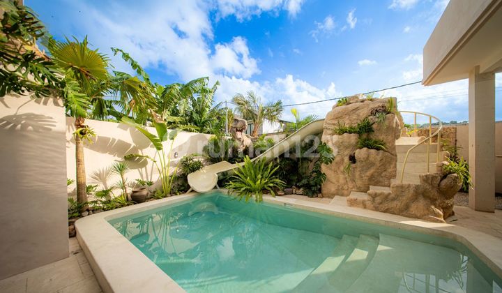BRAND NEW LEASEHOLD UNIQUE VILLA IN BATU BOLONG CANGGU BRAND NEW LEASEHOLD UNIQUE VILLA IN BATU BOLONG CANGGU