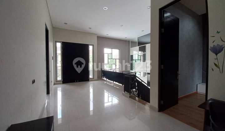 DI SEWAKAN RUMAH PAKUWON INDAH MANSION 2 LT BAGUS 10