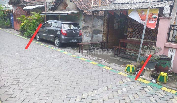 Dijual Rumah  di Siwalankerto Strategis dekat Petra , Harga murah  1