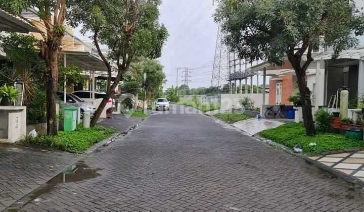 kan Rumah semi furnis Royal Residen